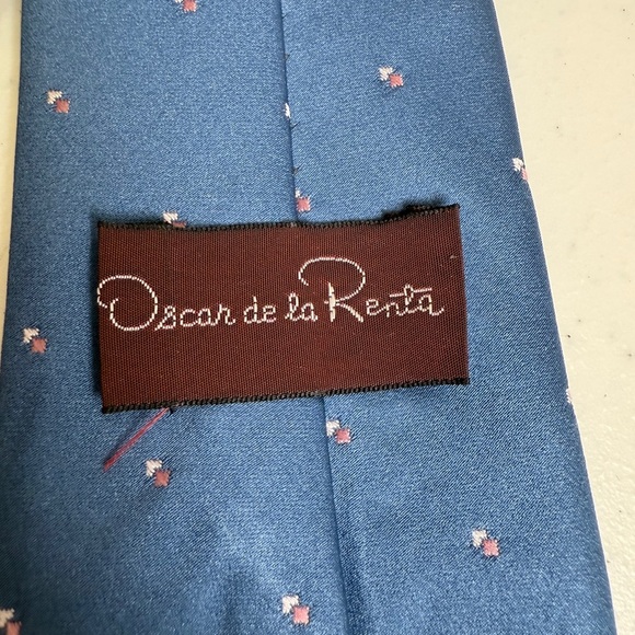 Oscar De La Renta Tie One Size Blue Neck Tie Vintage Pointed Embroidered - Picture 5 of 5